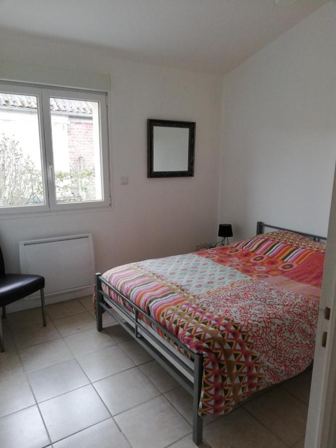 Logement Entier Au Calme Villers-Outreaux Exteriör bild
