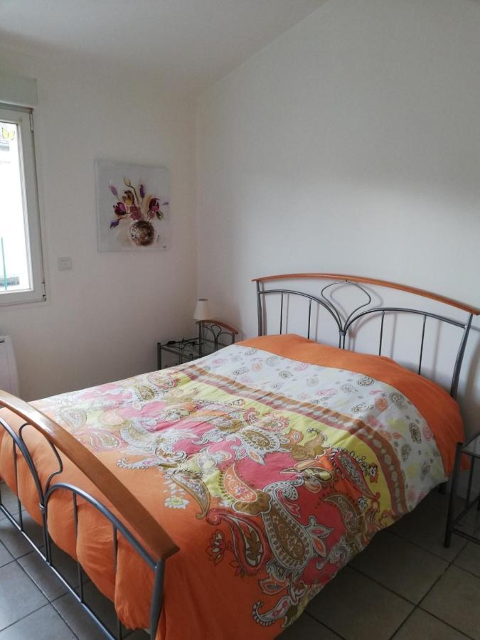 Logement Entier Au Calme Villers-Outreaux Exteriör bild